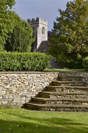 Garden Designer Justin Spink Vicarage in Windrush Valley