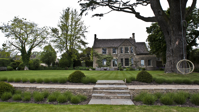 Garden Designer Justin Spink Cottage Garden near River Thames